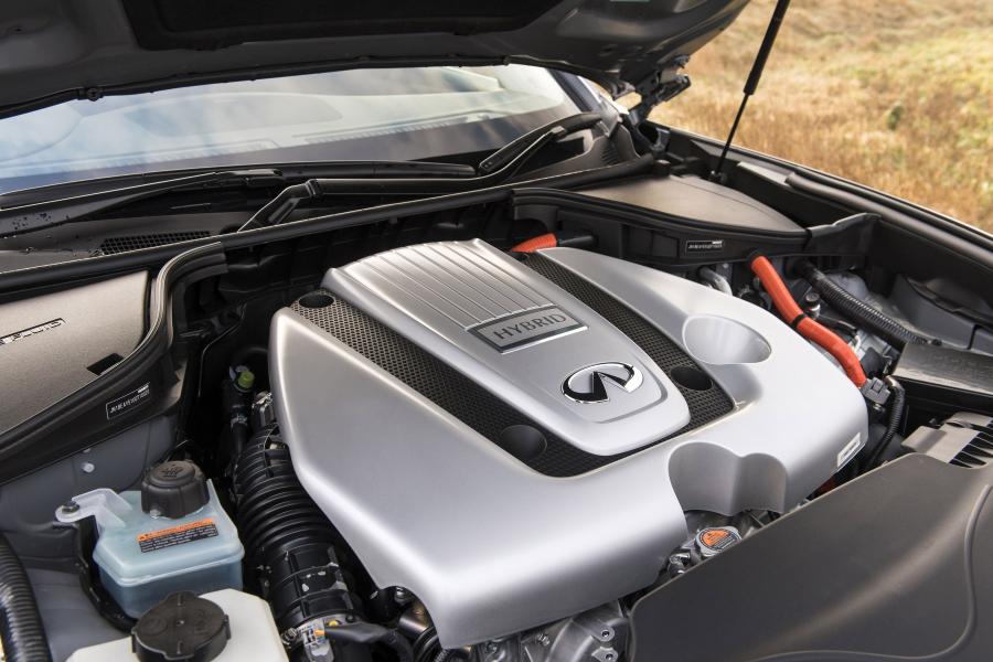  Infiniti Q70 Hybrid 2015 года  (UK) (фото 14 из 23)